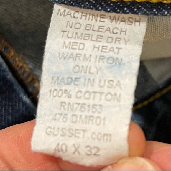 Diamond Gusset Relaxed Fit Jean. Size 40x32 - Picture 3 of 10